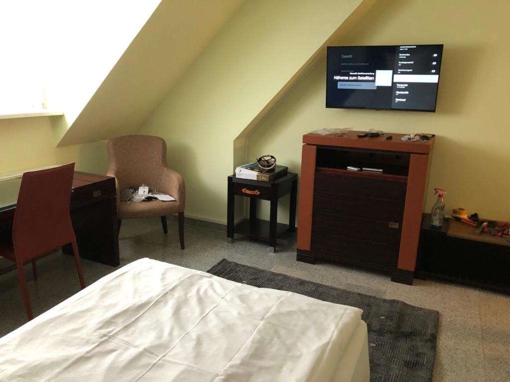 Motel De Winter - Motel - Apartmenthaus - Monteurzimmer 卡斯特罗普-劳克塞尔 外观 照片