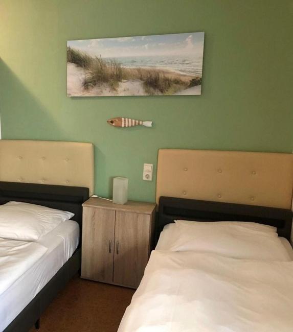 Motel De Winter - Motel - Apartmenthaus - Monteurzimmer 卡斯特罗普-劳克塞尔 外观 照片