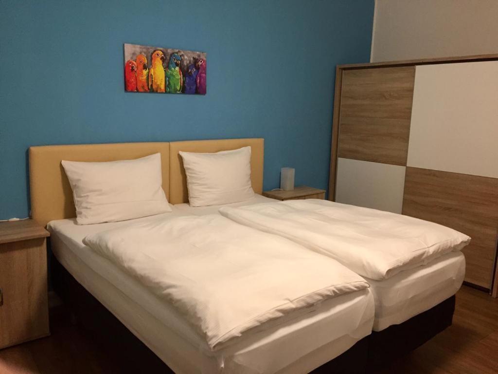 Motel De Winter - Motel - Apartmenthaus - Monteurzimmer 卡斯特罗普-劳克塞尔 外观 照片